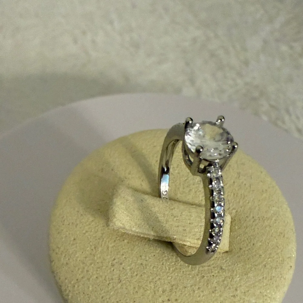 Cubic Zirconia Ring Size 6 Engagement Ring Wedding Women’s Ring occasions Ring 6 - Picture 6 of 6